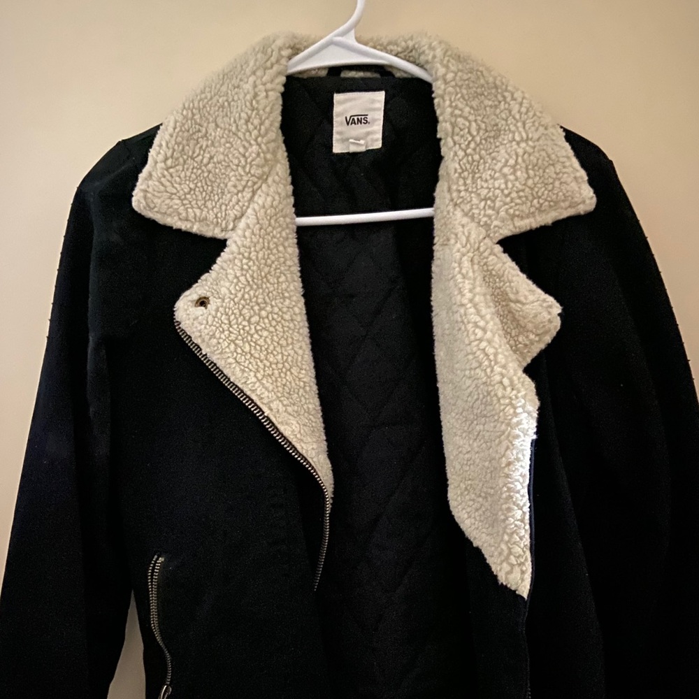 Black zip up vanz jacket